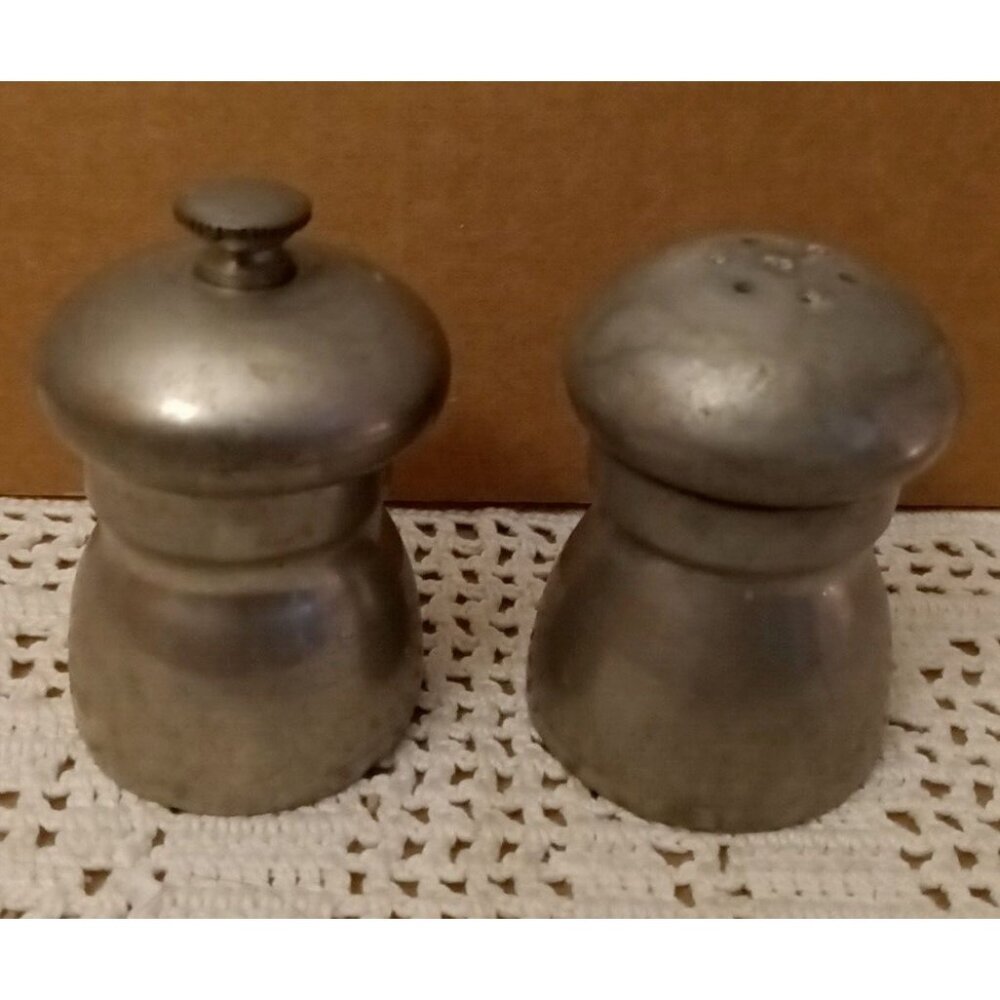Vintage Raimond Pewter Salt Shaker And Pepper Grinder/Shaker  Made In Italy